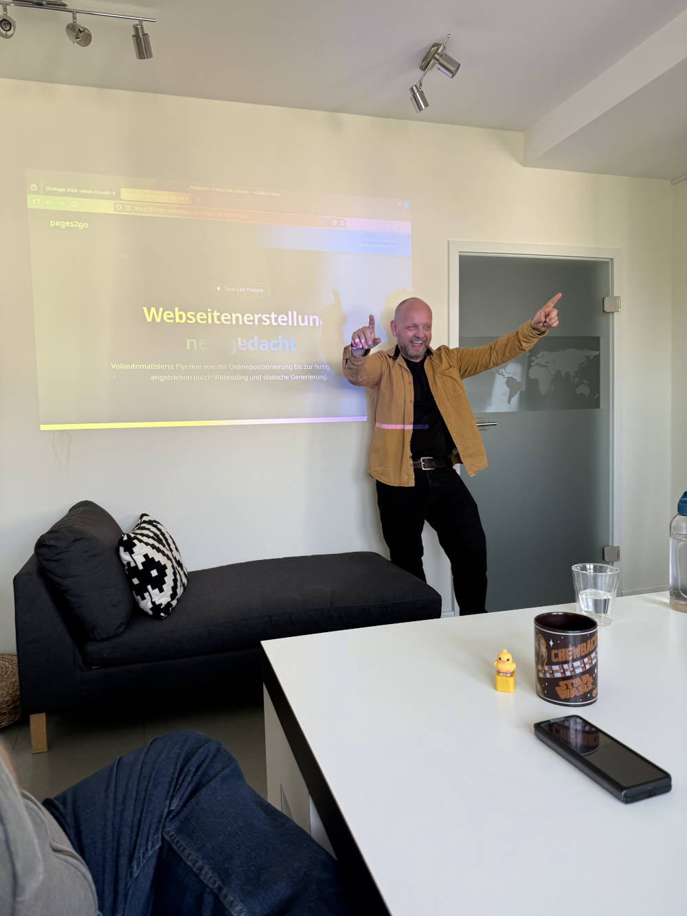 Team-Meeting 3